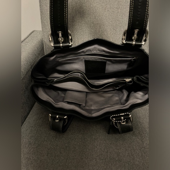 Coach F13733 Soho Pleated Leather Large Business Shoulder Tote Bag - Picture 4 of 5